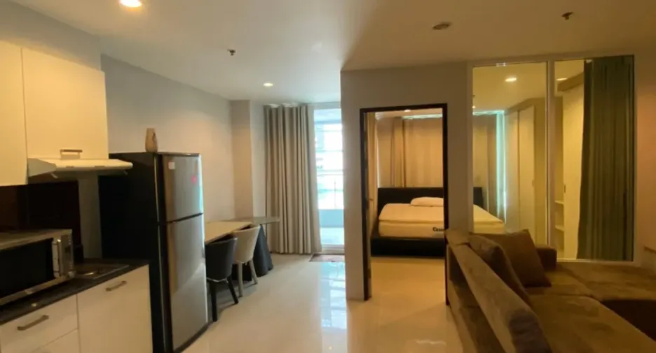 For sale and for rent 2 bedrooms condo in Watthana, Bangkok
