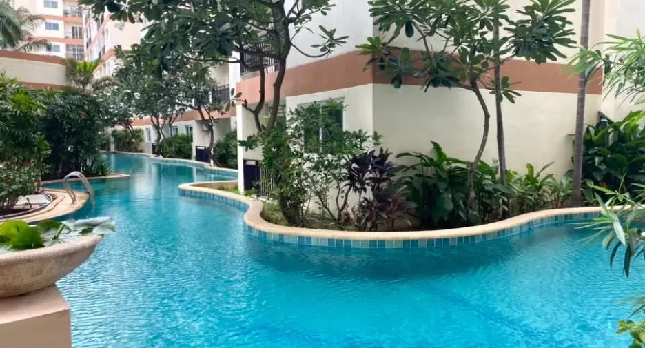 For sale 1 bed condo in Bang Lamung, Chonburi