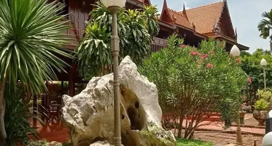Haus zum Kauf mit 6 Zimmer in Tha Muang, Kanchanaburi
