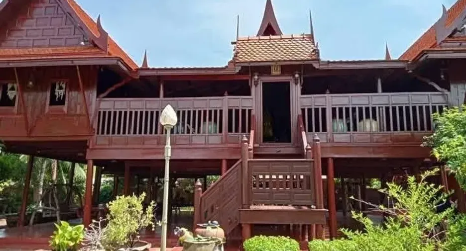 Haus zum Kauf mit 6 Zimmer in Tha Muang, Kanchanaburi