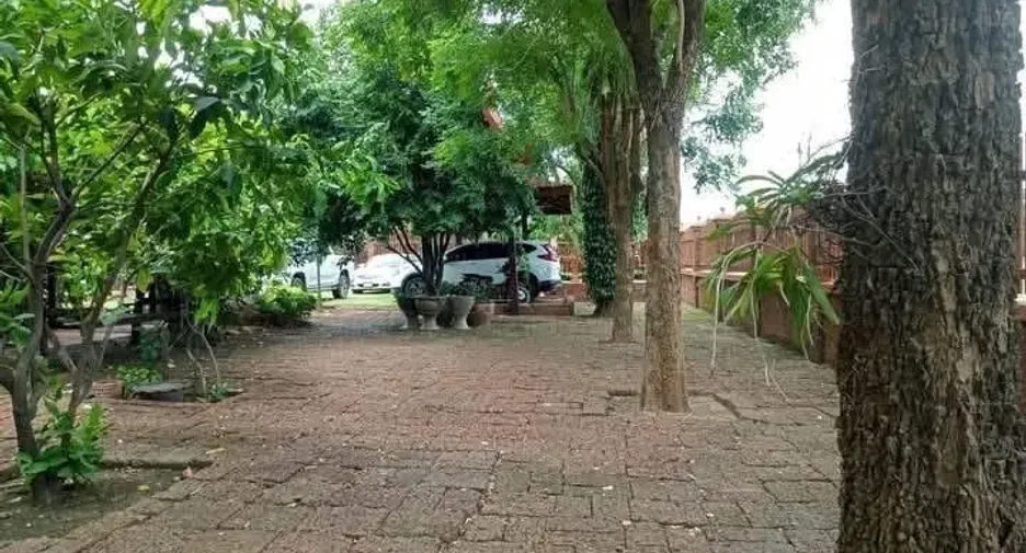 Haus zum Kauf mit 6 Zimmer in Tha Muang, Kanchanaburi