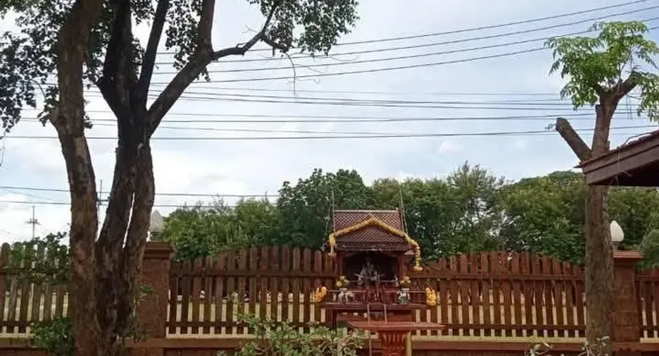 Haus zum Kauf mit 6 Zimmer in Tha Muang, Kanchanaburi