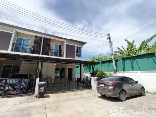 Casa en alquiler de 2 habitaciones en Mueang Pathum Thani, Pathum Thani