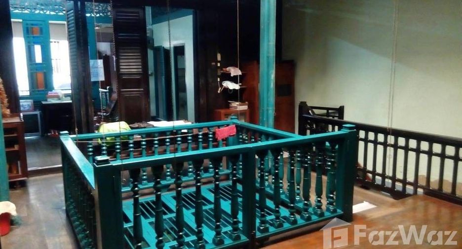 For sale 6 bedrooms townhouse in Samphanthawong, Bangkok