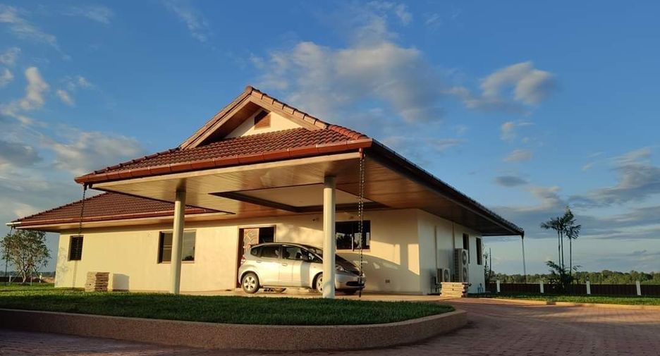 For sale 2 bedrooms villa in Don Tan, Mukdahan