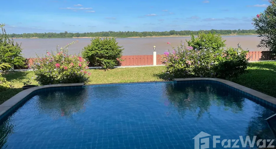 For sale 2 bedrooms villa in Don Tan, Mukdahan