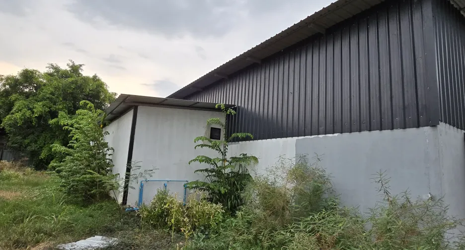 Gewerbefläche zur Miete mit 2 Zimmer in Mueang Phuket, Phuket