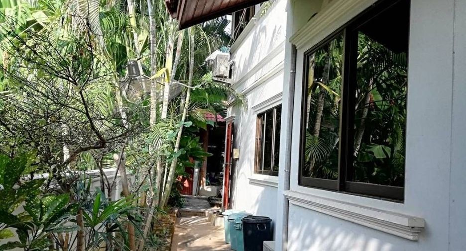 For sale 4 bedrooms house in Mueang Phrae, Phrae