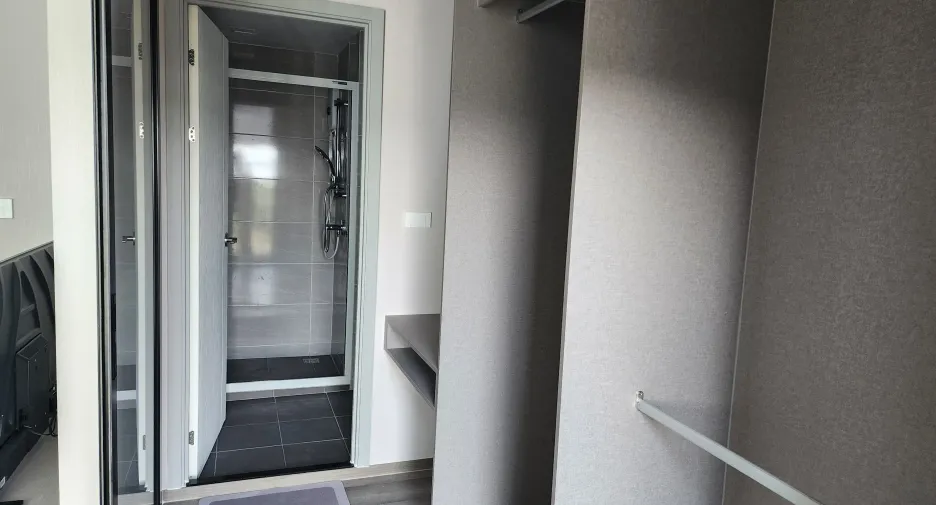 For rent 1 bed condo in Mueang Rayong, Rayong