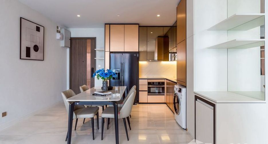 For sale そして for rent 3 ベッドルーム condo in Sathon, Bangkok