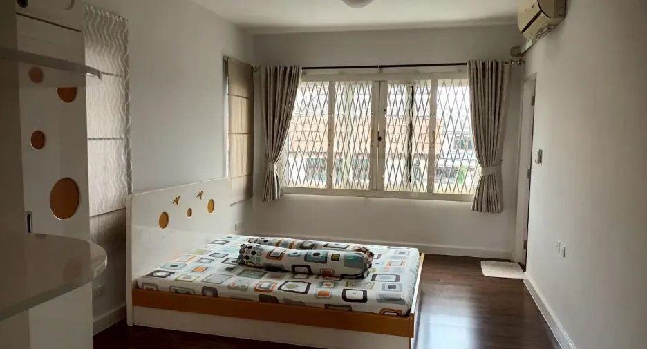 For sale 3 bedrooms townhouse in Prawet, Bangkok