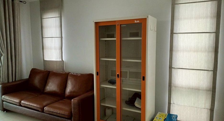 For sale 3 bedrooms townhouse in Prawet, Bangkok