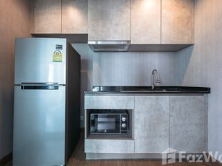 Продажа 3 спальни кондо в Пхра Кханонг, Бангкок