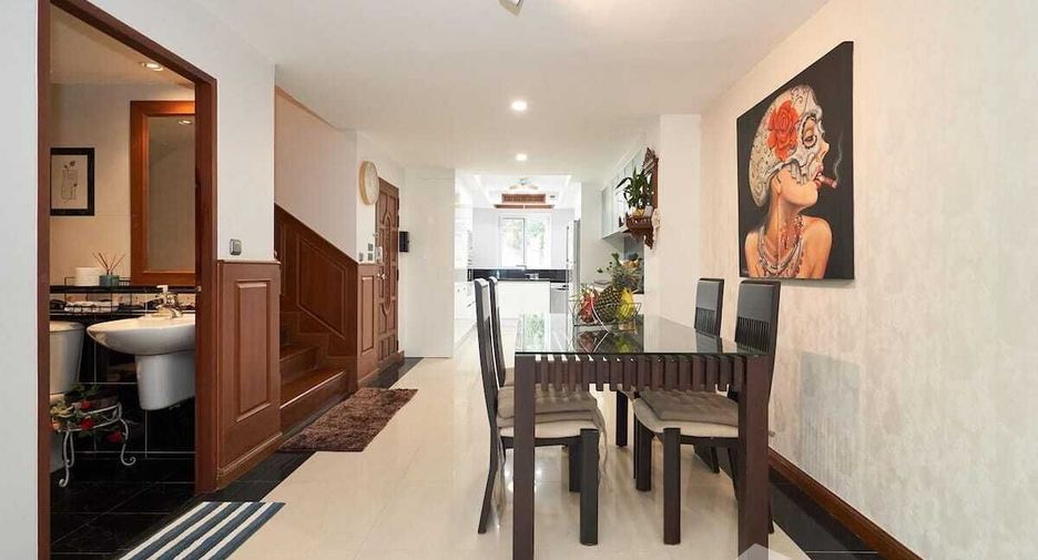 For sale 4 bedrooms house in Kathu, Phuket