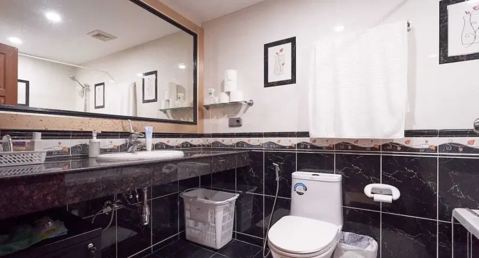 For sale 4 bedrooms house in Kathu, Phuket