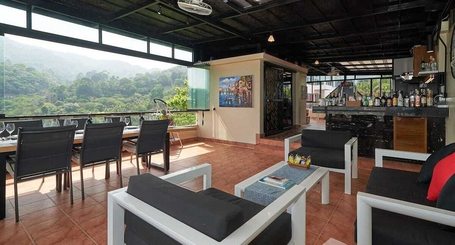Casa en venta de 4 habitaciones en Kathu, Phuket