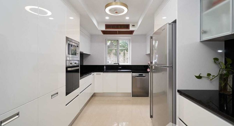 For sale 4 bedrooms house in Kathu, Phuket
