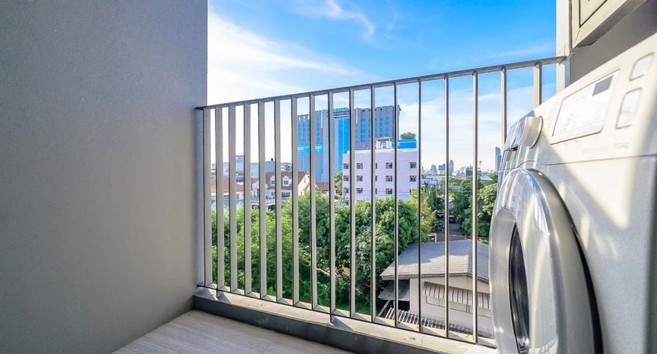For sale and for rent 1 bed condo in Phra Khanong, Bangkok