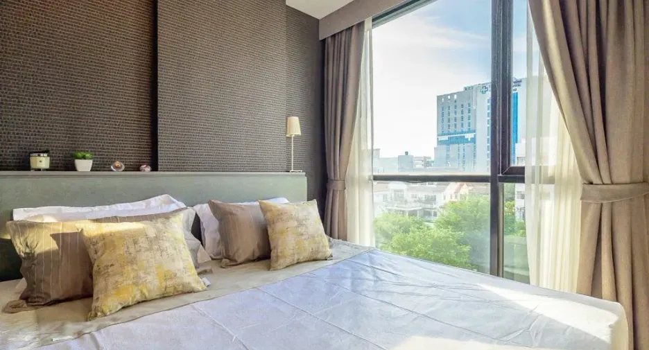 For sale and for rent 1 bed condo in Phra Khanong, Bangkok