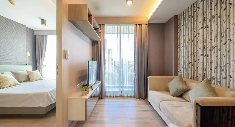 For sale and for rent 1 bed condo in Phra Khanong, Bangkok