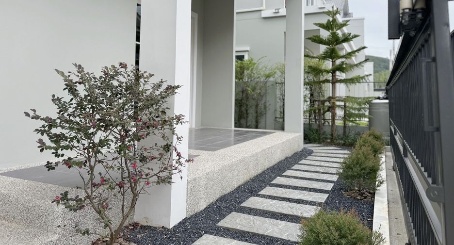 For sale and for rent 4 bedrooms house in Thalang, Phuket