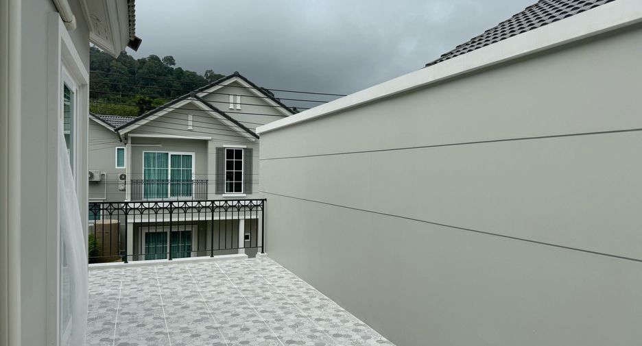 For sale and for rent 4 bedrooms house in Thalang, Phuket