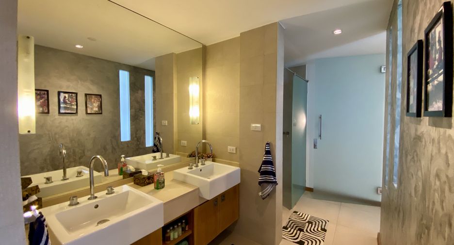 For sale 2 bedrooms condo in Kathu, Phuket