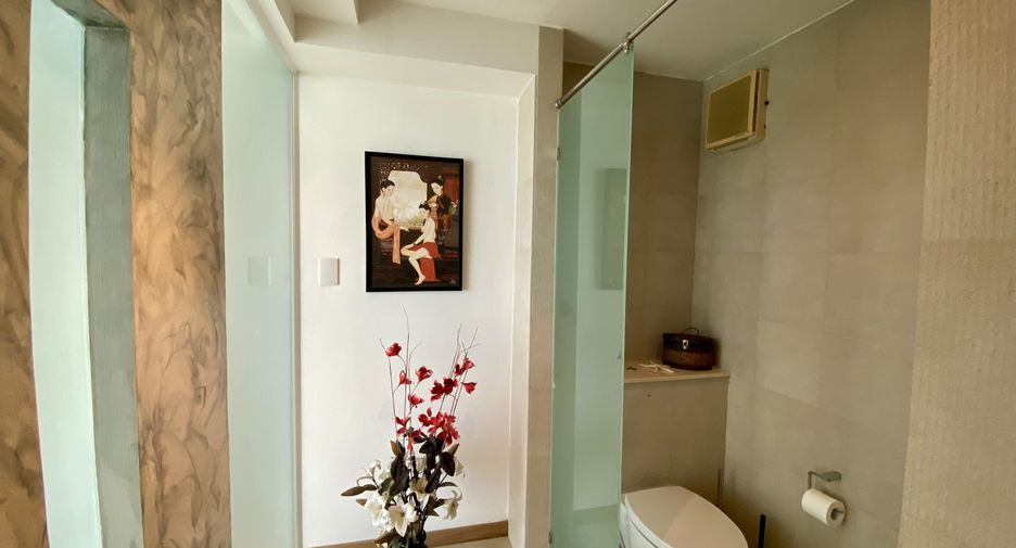 For sale 2 bedrooms condo in Kathu, Phuket