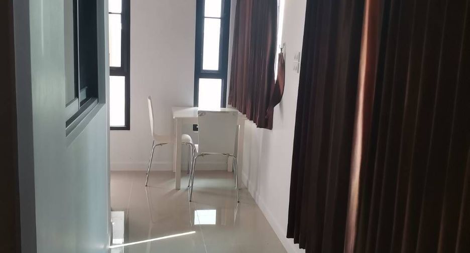 For sale 4 bedrooms house in Hua Hin, Prachuap Khiri Khan