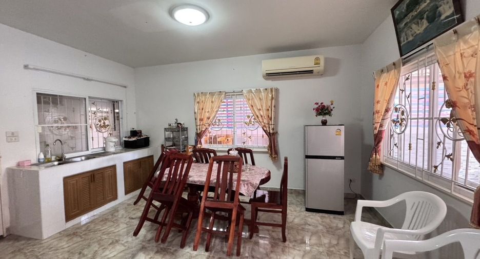 À louer 2 chambres maison à Sattahip, Chonburi