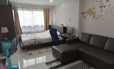 For sale 1 bed condo in Thon Buri, Bangkok