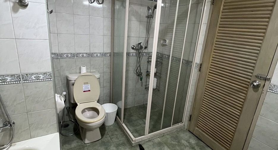 For sale 2 bedrooms condo in Cha Am, Phetchaburi