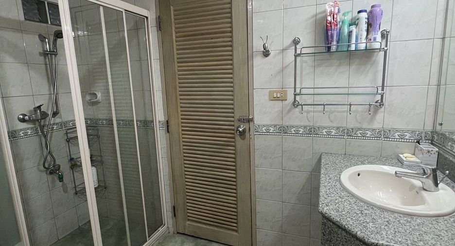 For sale 2 bedrooms condo in Cha Am, Phetchaburi