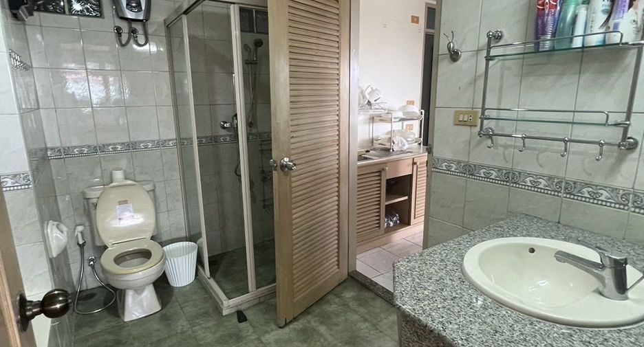 For sale 2 bedrooms condo in Cha Am, Phetchaburi