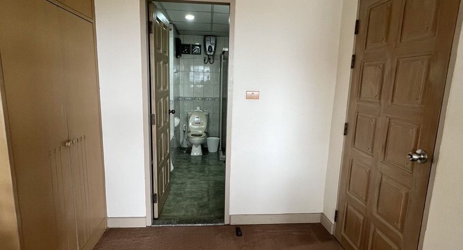 For sale 2 bedrooms condo in Cha Am, Phetchaburi