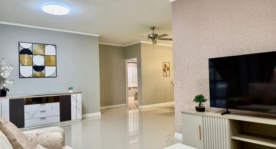 For sale 4 bedrooms villa in Bang Lamung, Chonburi
