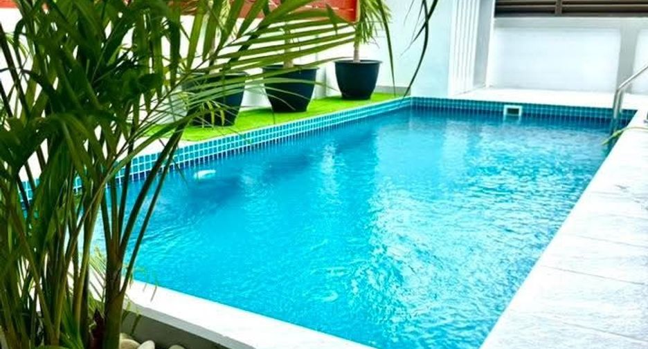 For sale 4 bedrooms villa in Bang Lamung, Chonburi