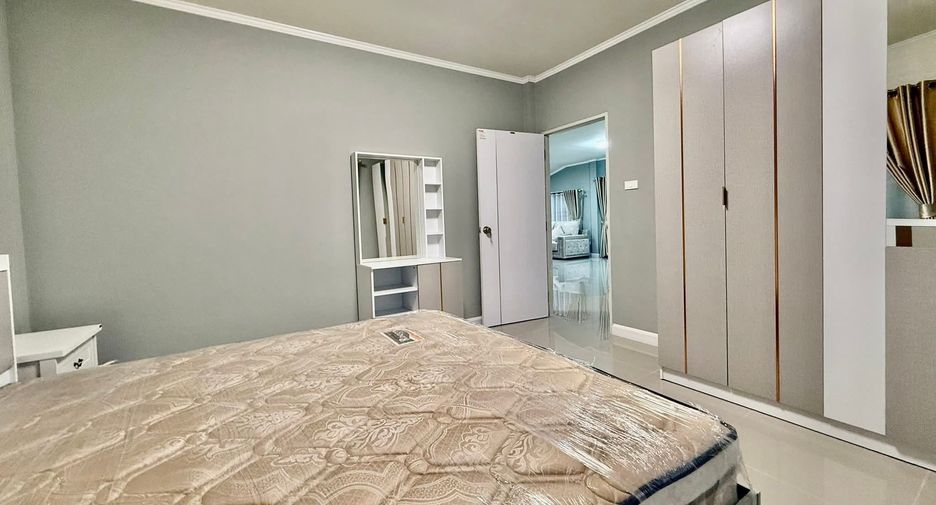 For sale 4 bedrooms villa in Bang Lamung, Chonburi
