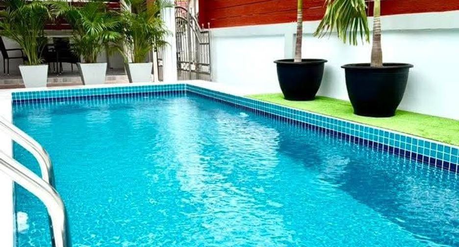 For sale 4 bedrooms villa in Bang Lamung, Chonburi