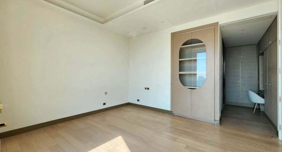 Condo en venta y en alquiler de 2 habitaciones en Khlong San, Bangkok