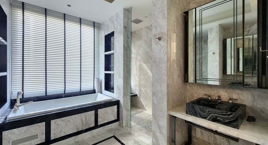 Condo en venta y en alquiler de 2 habitaciones en Khlong San, Bangkok
