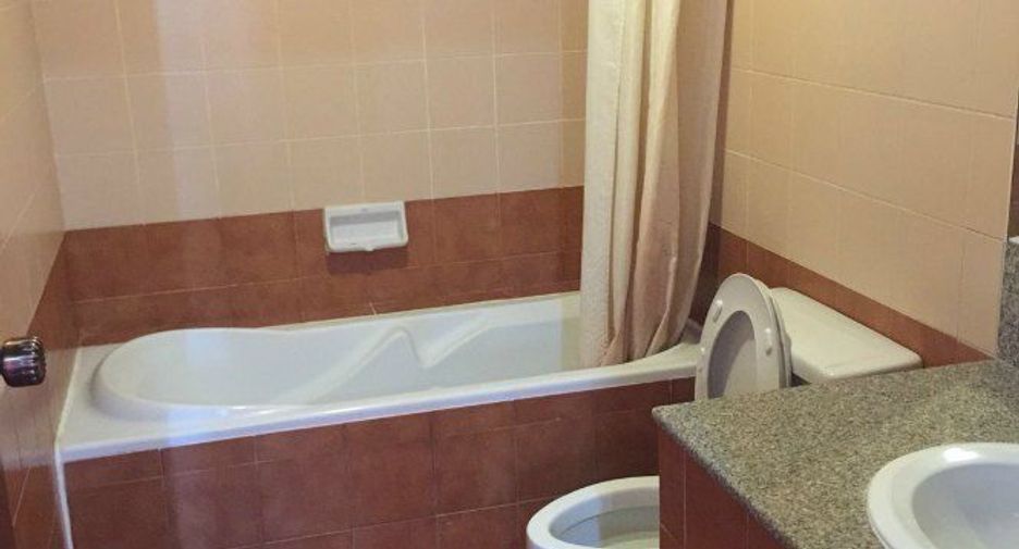 For sale 2 bedrooms condo in Khlong San, Bangkok