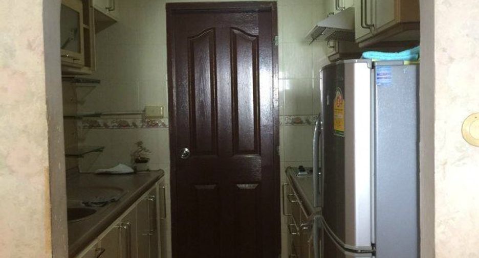 For sale 2 bedrooms condo in Khlong San, Bangkok