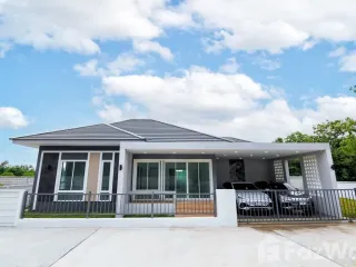 For sale 3 bedrooms house in Phanat Nikhom, Chonburi