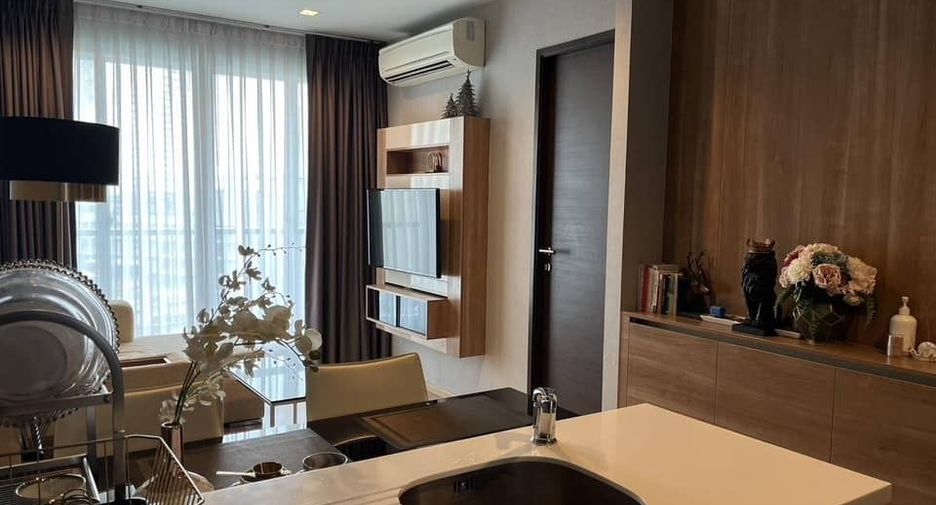 For sale 1 bed condo in Sathon, Bangkok