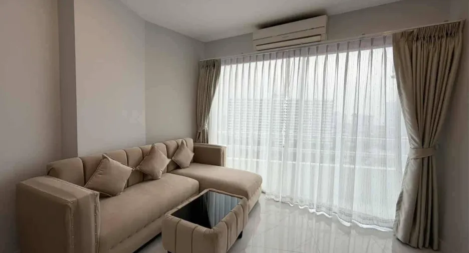 For sale studio condo in Bang Lamung, Chonburi