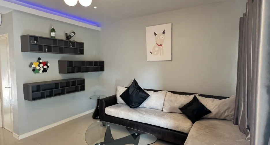 Casa adosada en venta de 2 habitaciones en Bang Bo, Samut Prakan