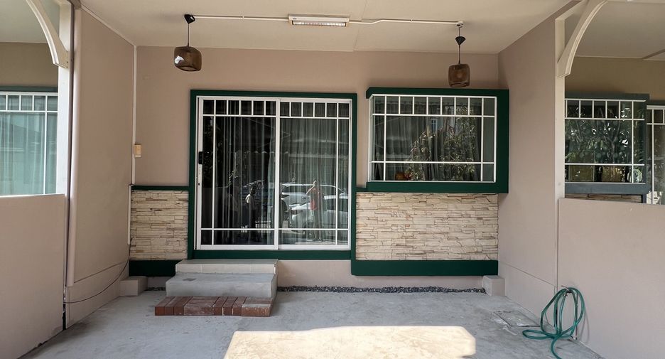 Casa adosada en venta de 2 habitaciones en Bang Bo, Samut Prakan