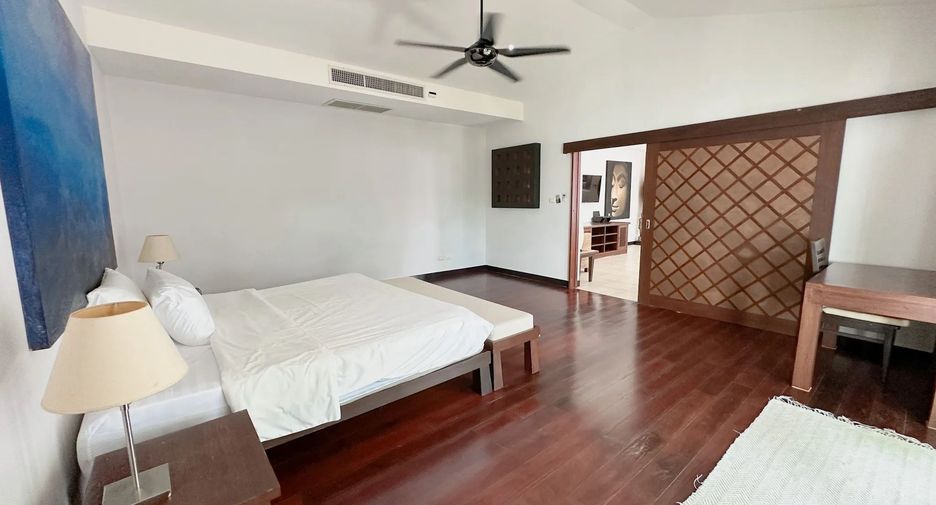 For sale 4 bedrooms villa in Kathu, Phuket