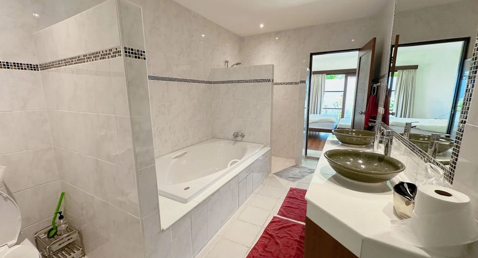 For sale 4 bedrooms villa in Kathu, Phuket